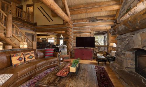 MV Souvenirs Lodge in Big Sky, USA