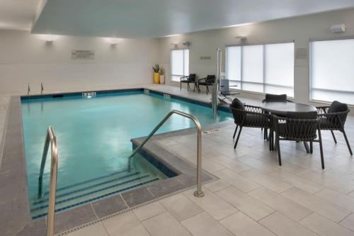 Úszómedence, TownePlace Suites by Marriott Portland Airport ME in South Portland (Maine)
