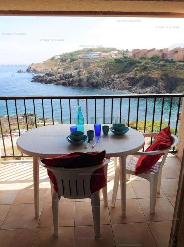 4RB71 - APPARTEMENT F2 mezzanine avec vue mer - Location saisonnière - Collioure