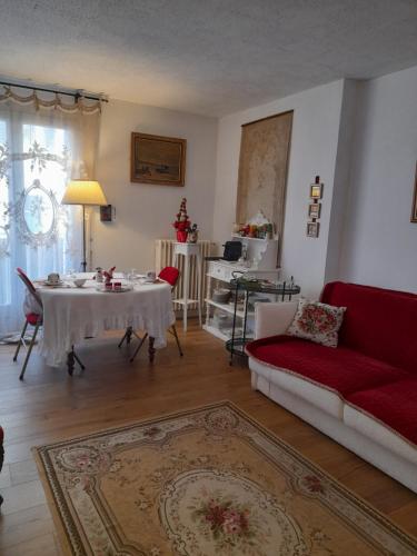 Chambre privée à 100 m des plages