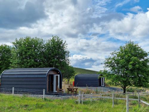 Gorse Gorgeous Glamping Hideaway - Tap to explore photos
