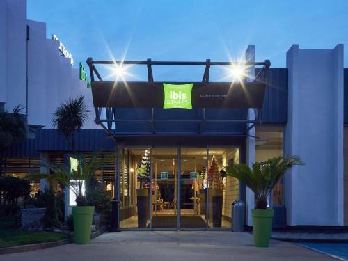 Ibis styles Toulon la Seyne sur Mer - Hotel - La Seyne-sur-Mer