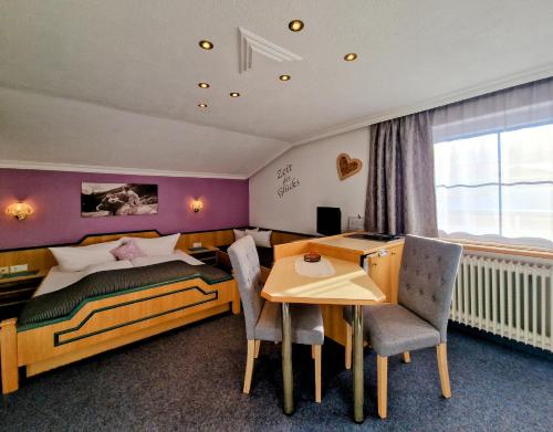 Large Double Room