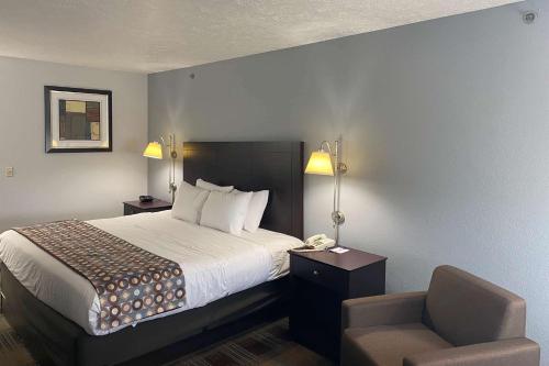 Best Western Regency Inn - image 10