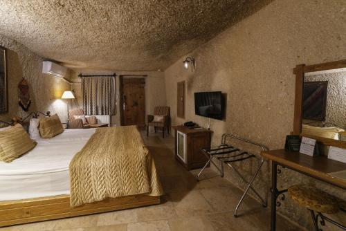 Tekkaya Cave Hotel - image 4