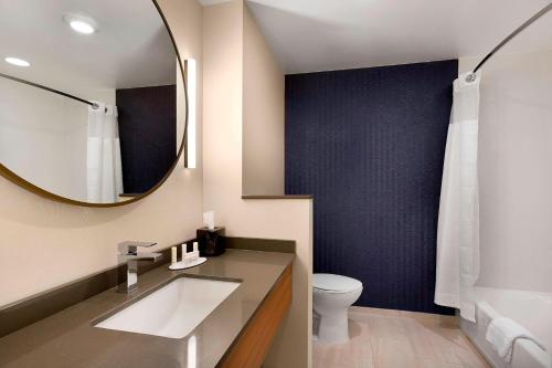 Fairfield Inn & Suites by Marriott Shelby - image 11