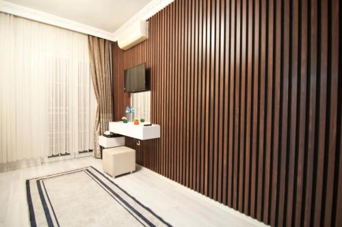 Hotel Broken Column - image 14