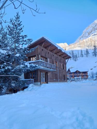 Alpina Lodge Chalet By Valdiski gîte à louer Val-d'Isère