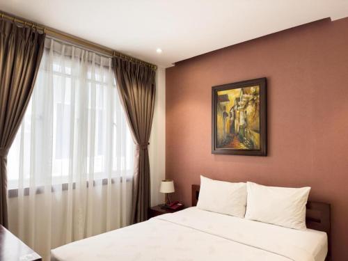 Đình Đình Saigon Airport Hotel-74A Giải Phóng