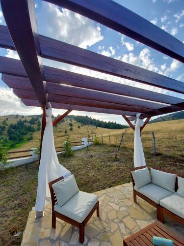Apkārtne, Zlatibor Sky Inn in Jablanica
