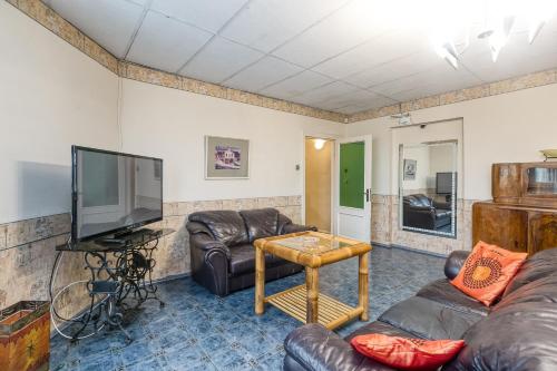 Sunny 1 bedroom apartment in Centre -late check out, Riga (foto 10)