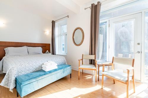 Hotel le Coach Room Type - Double Room with Private Bathroom