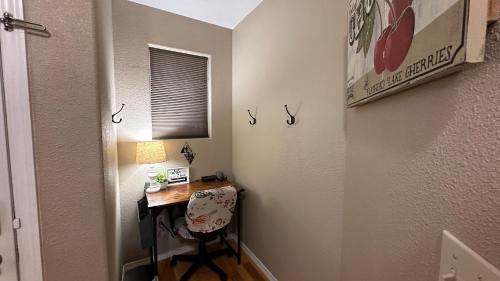 Experience MT @ The 406 Hideout