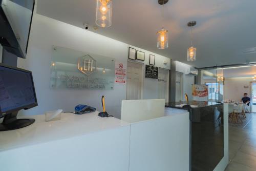 Expo Hotel Guadalajara - Zona Expo frente al Centro de Convenciones