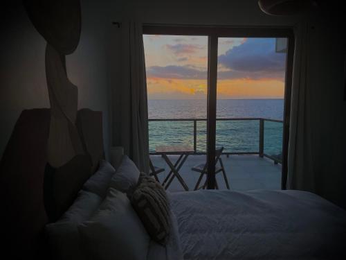 1 Corcega Beachfront Suites in Rincón