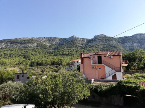 Apartments with a parking space Vrisnik, Hvar - 8733, Jelsa (fotografie 6)