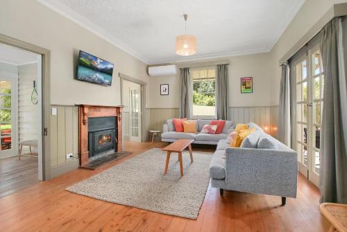 Bridge Road Retreat