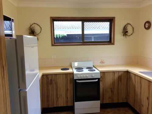 virtuve, South Pacific in Scotts Head