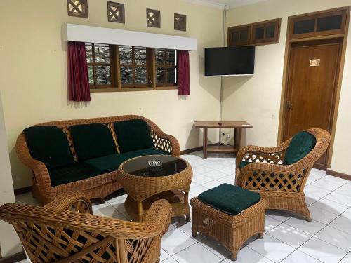 Hotel Puspa Sari Room Type - Family Bungalow