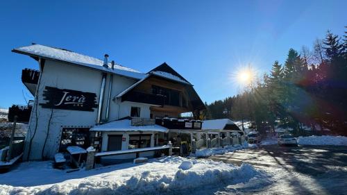 . Jerà am Furtnerteich Hotel-Ristorante&Relax