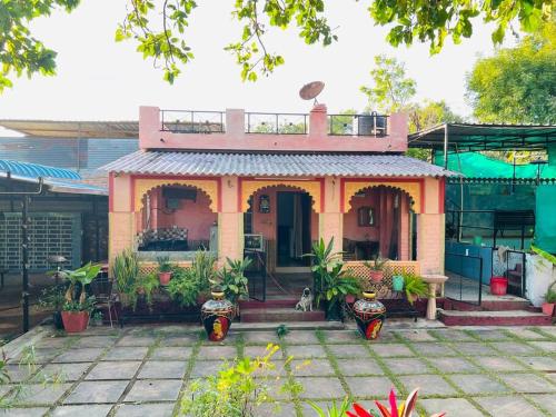 B&B Udaipur - Lil’ Heaven Farmstead - Bed and Breakfast Udaipur