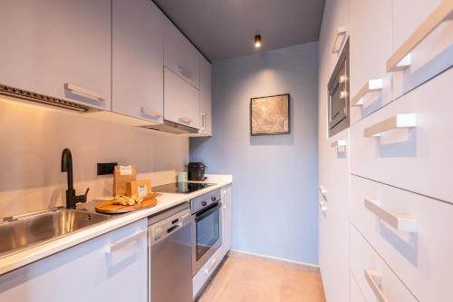 Two-Bedroom Apartment image 6