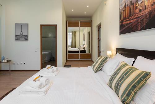 Double Room with Garden View room in Domeniul Burzenland