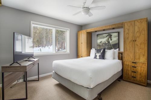 Stormbunker Paradise home in Sally Barber