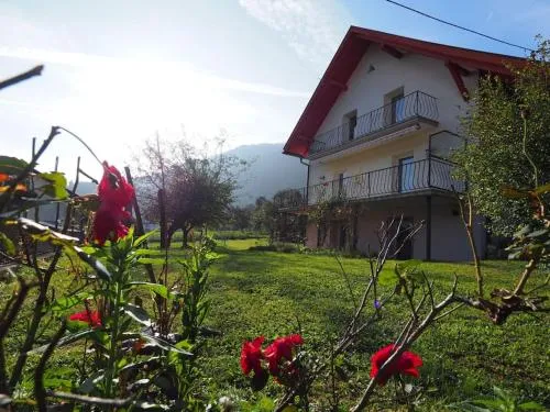 Hillside Hideaway in Tschöran, Österreich