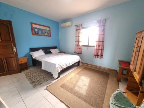 VINCE SALY 3 in 姆布尔