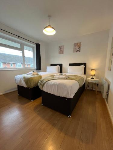 St Denys 2 bedroom flat, Convenient location next to station, Great for contractors in Portswood