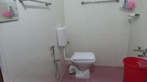Niks home stay -C - image 4