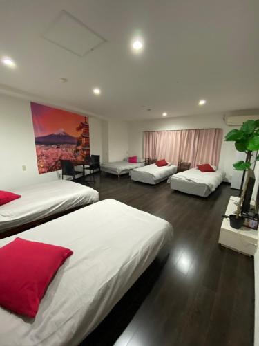 room detail thumbnail 0