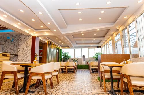 Étterem, Hotel Palazzo in Kalanki