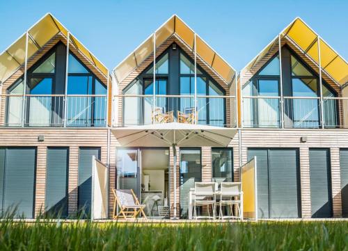 Beach House Perlebucht 12.2 4.9km von Am Alten Seedeich entfernt