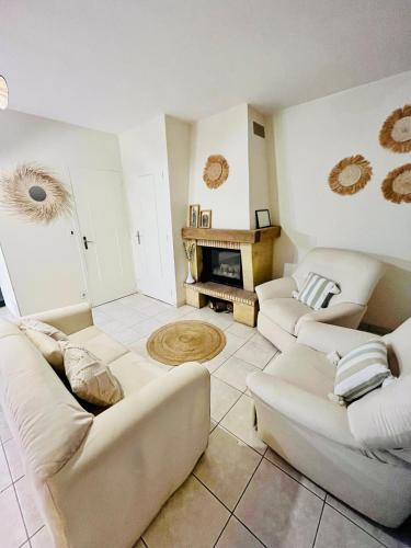 Jolie maison de 40m2 avec jardin gîte à louer Noiseau