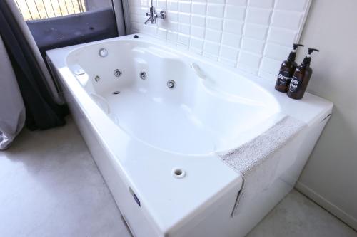 Les Suites Les Suites