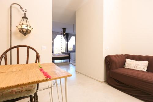 Les Suites Les Suites