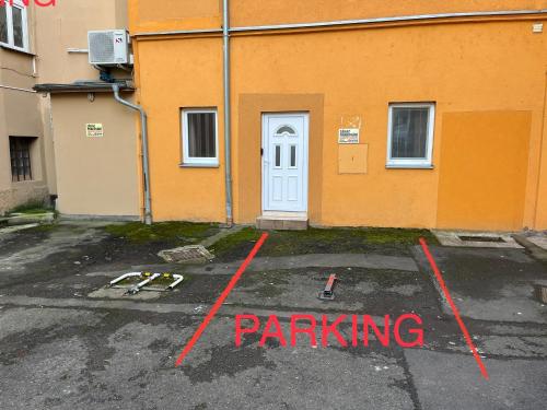 M&M apartment, free parking