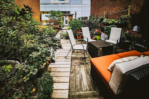 The Historic Lyric Penthouse with Private Rooftop