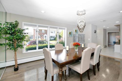 Villa Kensington in Lido Beach, USA