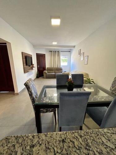 Casa 3 quartos com ótima localização