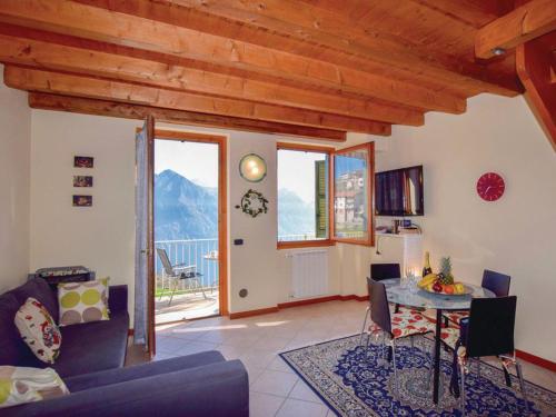 EnjoyIseoLake - Soffio Di Rugiada - spacious terrace with Lake view in Fonteno
