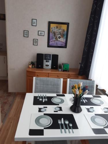 Apartment image 7