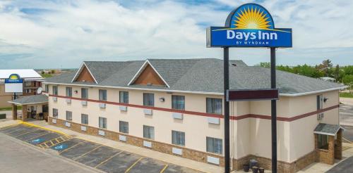 Days Inn by Wyndham Wall - image 11