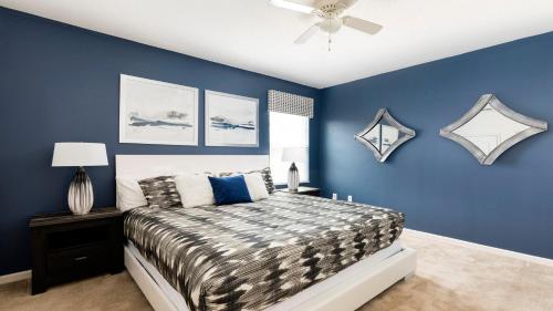 The Fabulous Villa 5224 in Davenport, USA