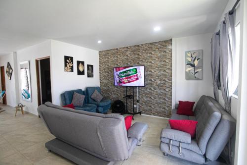 บริการและสิ่งอำนวยความสะดวก, Casa Bita Morales CASA 101 in อาโรโย เด เปียดรา