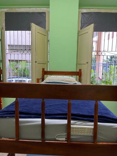 Bed in 10-Bed Mixed Dormitory Room image 2