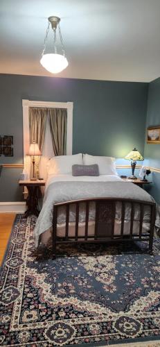 Oaklawn Inn - image 14