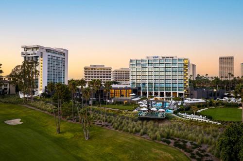 VEA Newport Beach, a Marriott Resort & Spa photo 3